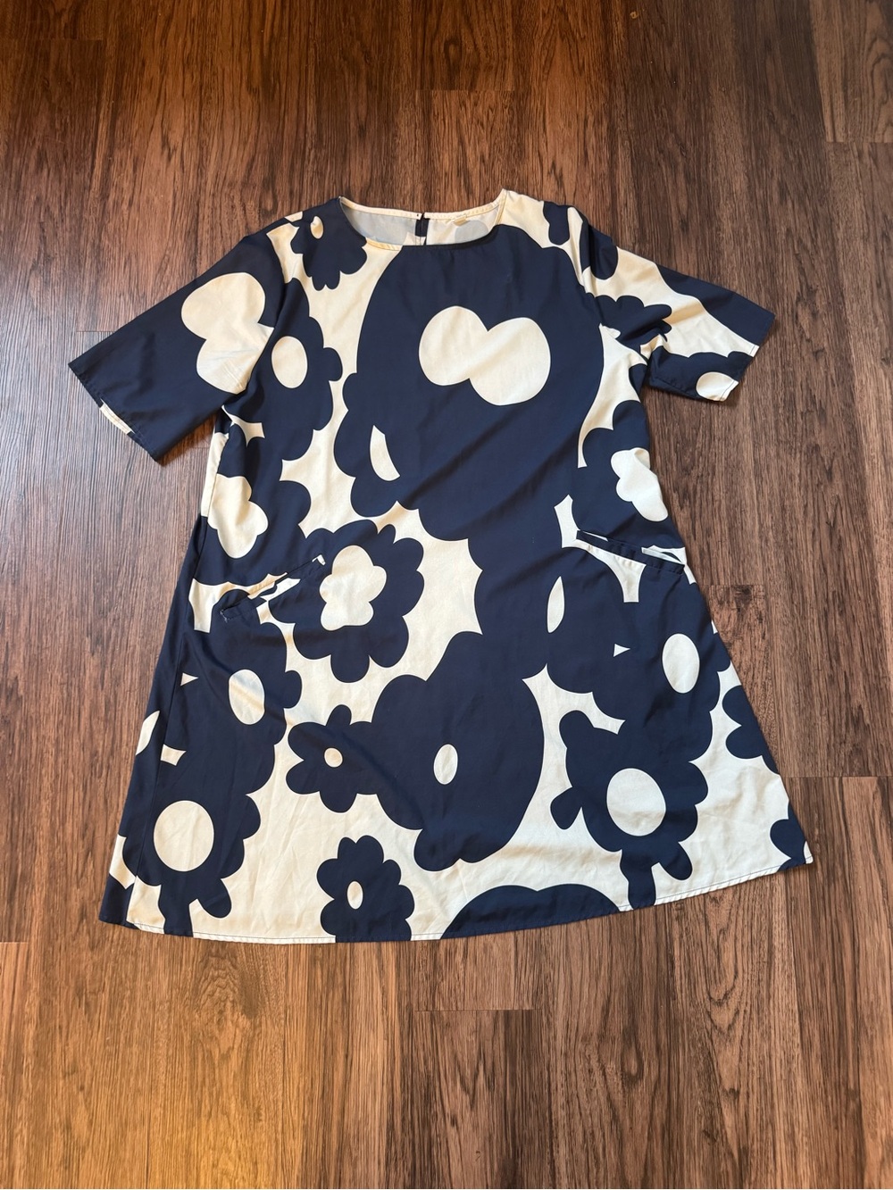 SHEIN Navy and Cream Floral A-Line Swing Dress